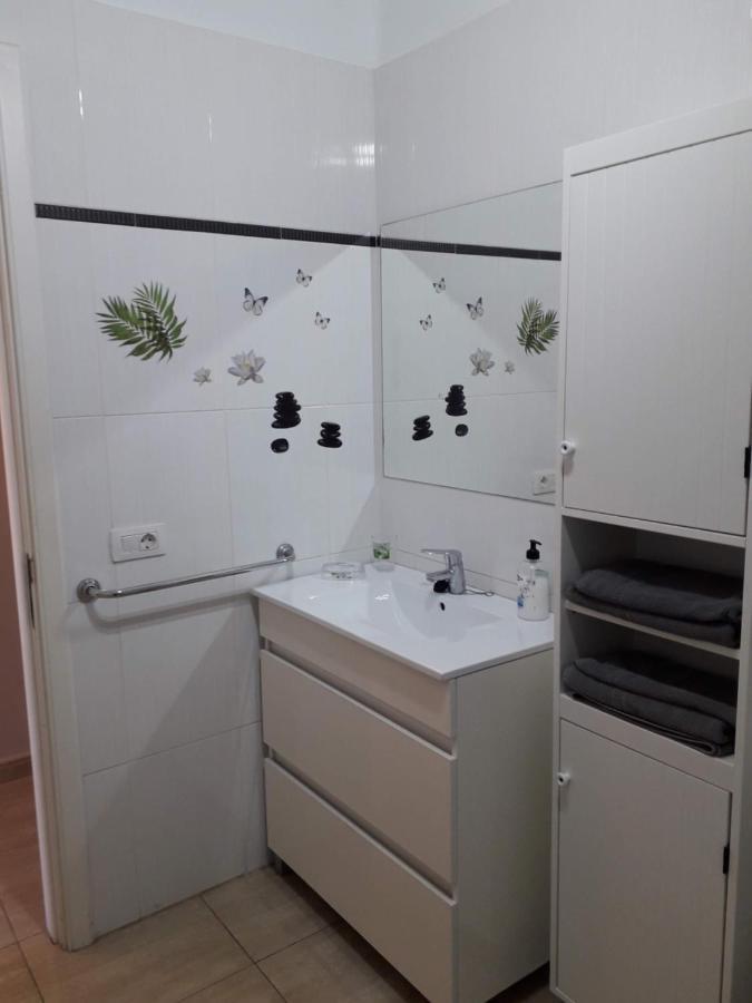 Departamento Joelle Apartment ปูแอร์โตเดลคาร์เมน ภายนอก รูปภาพ