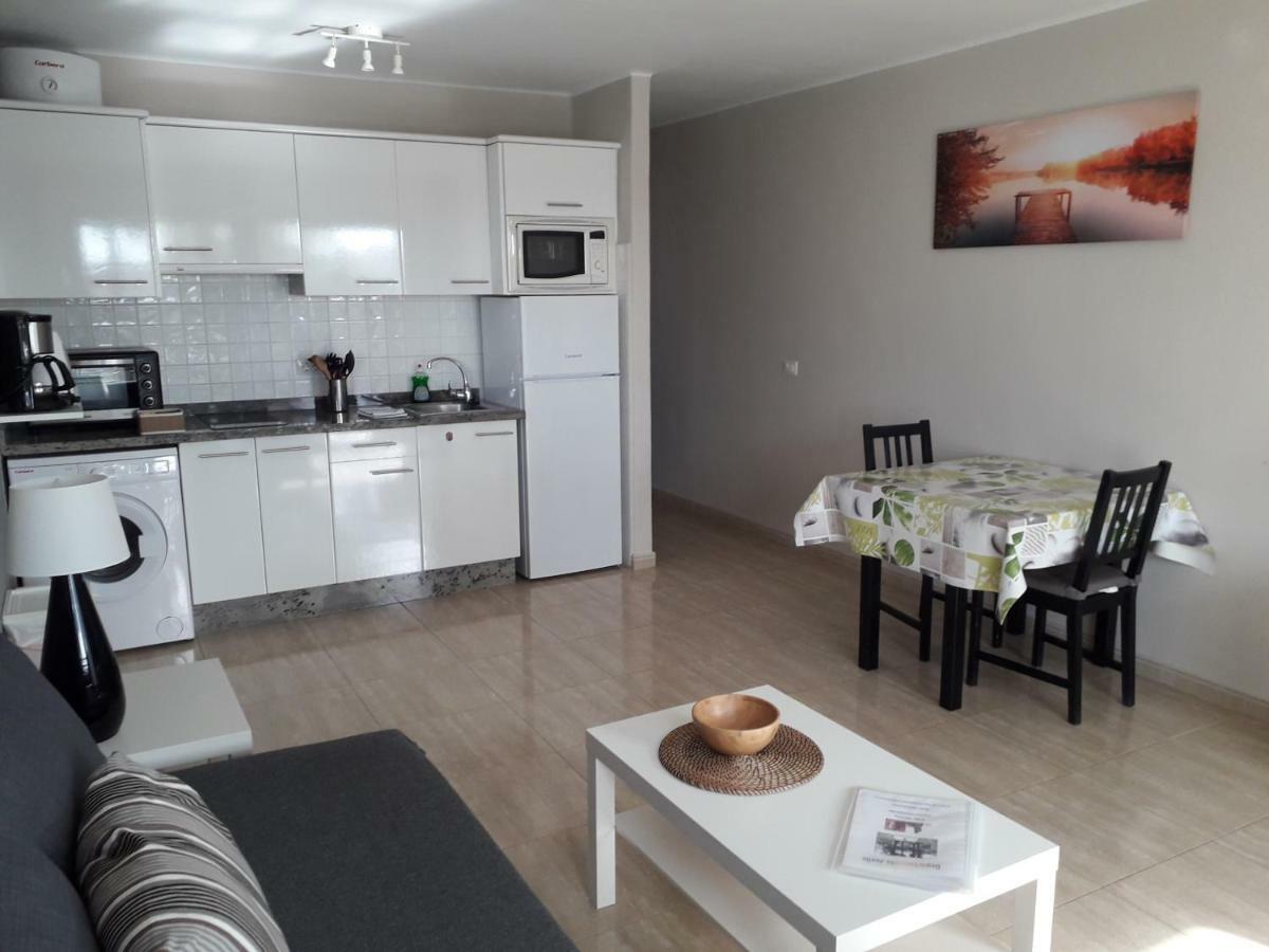 Departamento Joelle Apartment ปูแอร์โตเดลคาร์เมน ภายนอก รูปภาพ