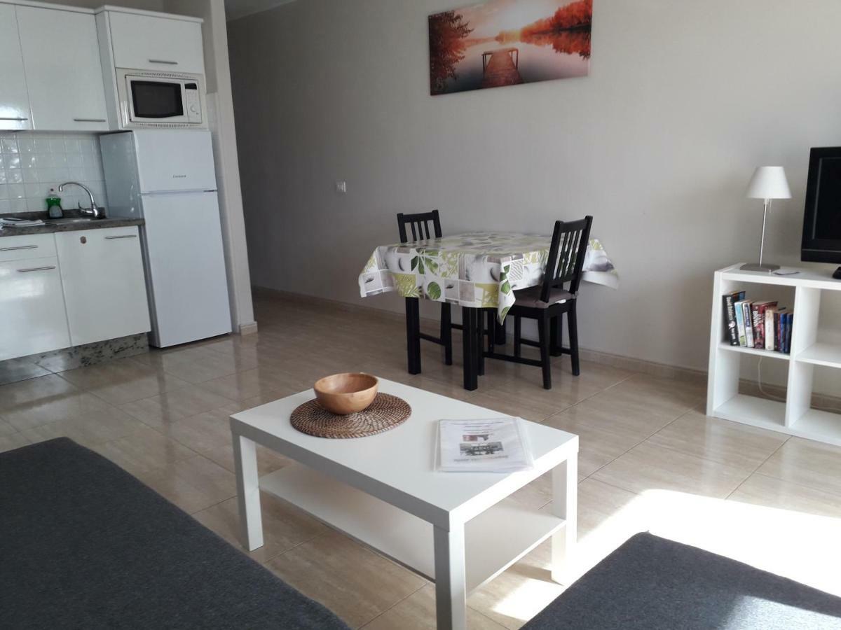 Departamento Joelle Apartment ปูแอร์โตเดลคาร์เมน ภายนอก รูปภาพ